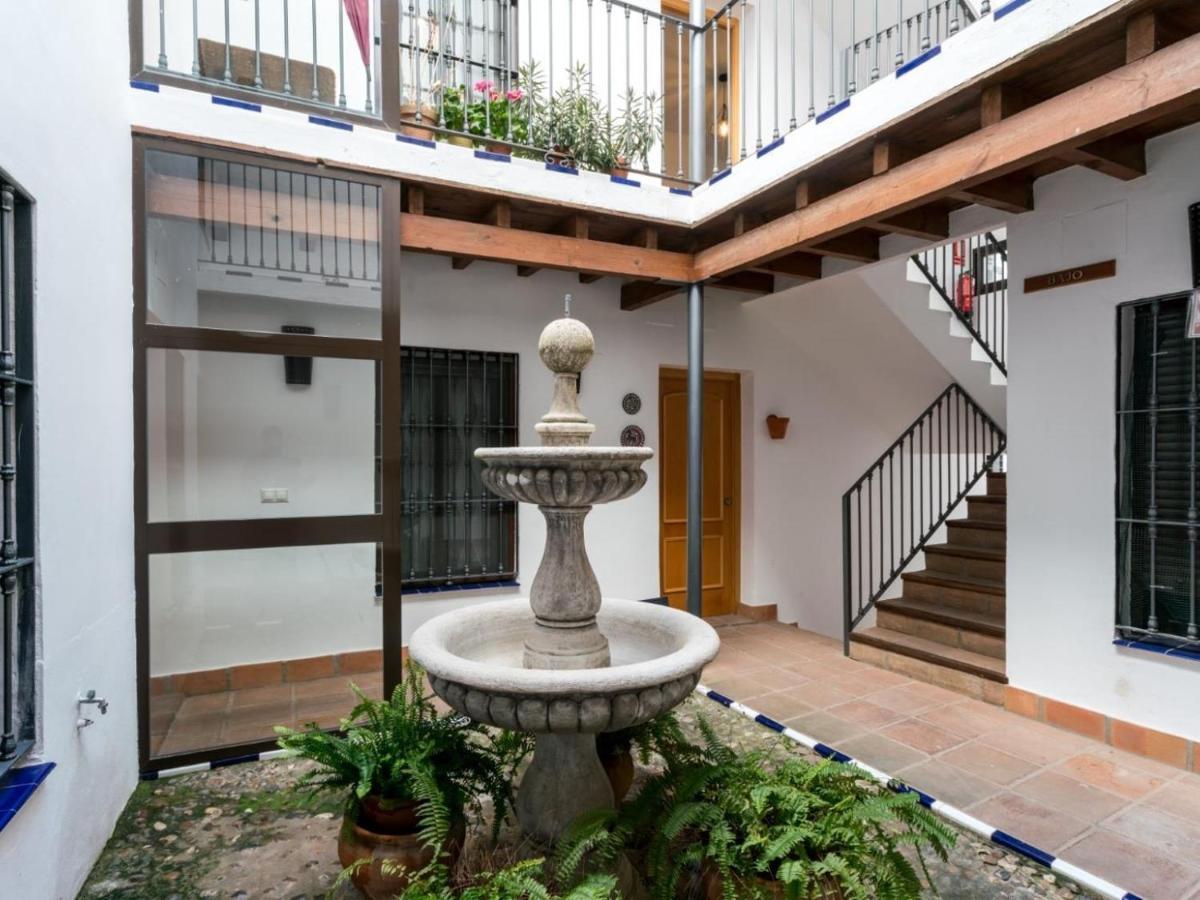 Holi-Rent Santa Marina Apartment Sevilla Exterior foto