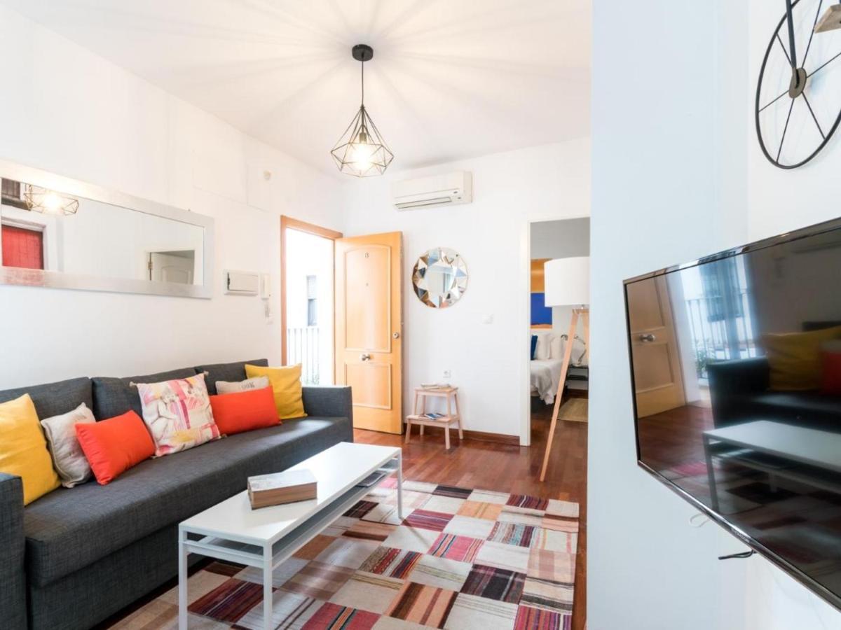 Holi-Rent Santa Marina Apartment Sevilla Exterior foto